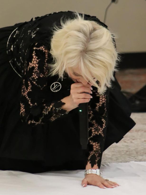 Prophetess Linda Roark